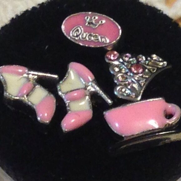 Floating Jewelry Charms, miniatures for floating jewelry lockets - Picture 1 of 2